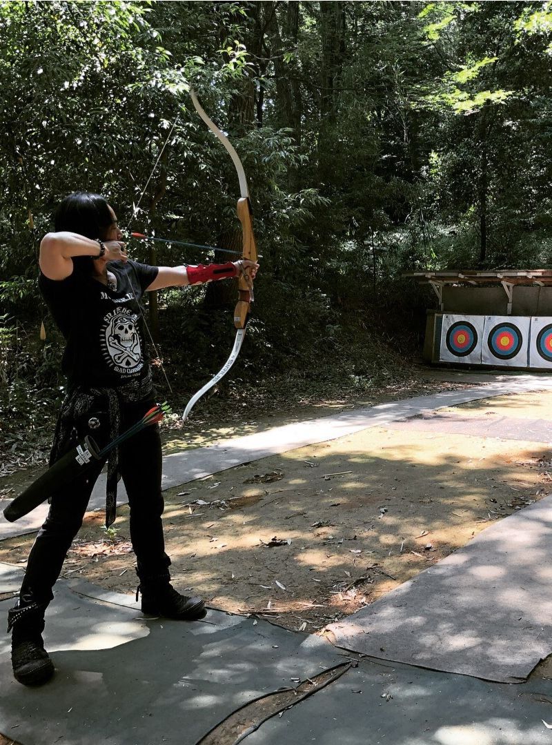 黒戌仁,JIN KUROINU,ファミリーロマンス,石井裕一,yuichi ishii,人間レンタル屋,family romance,代理出席,代行